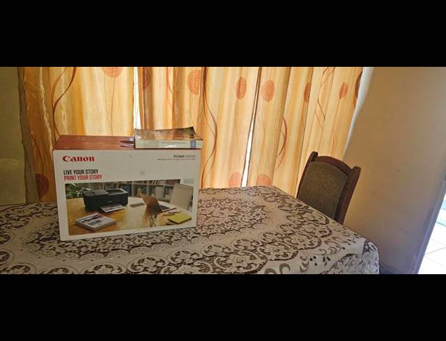 5 BEDROOM HOUSE FOR SALE IN SEA VIEW